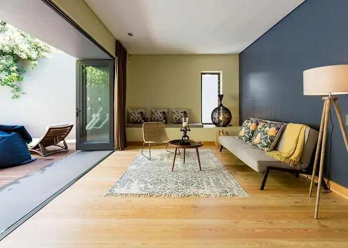 Solar Powered Designer Villa With Pool And Views